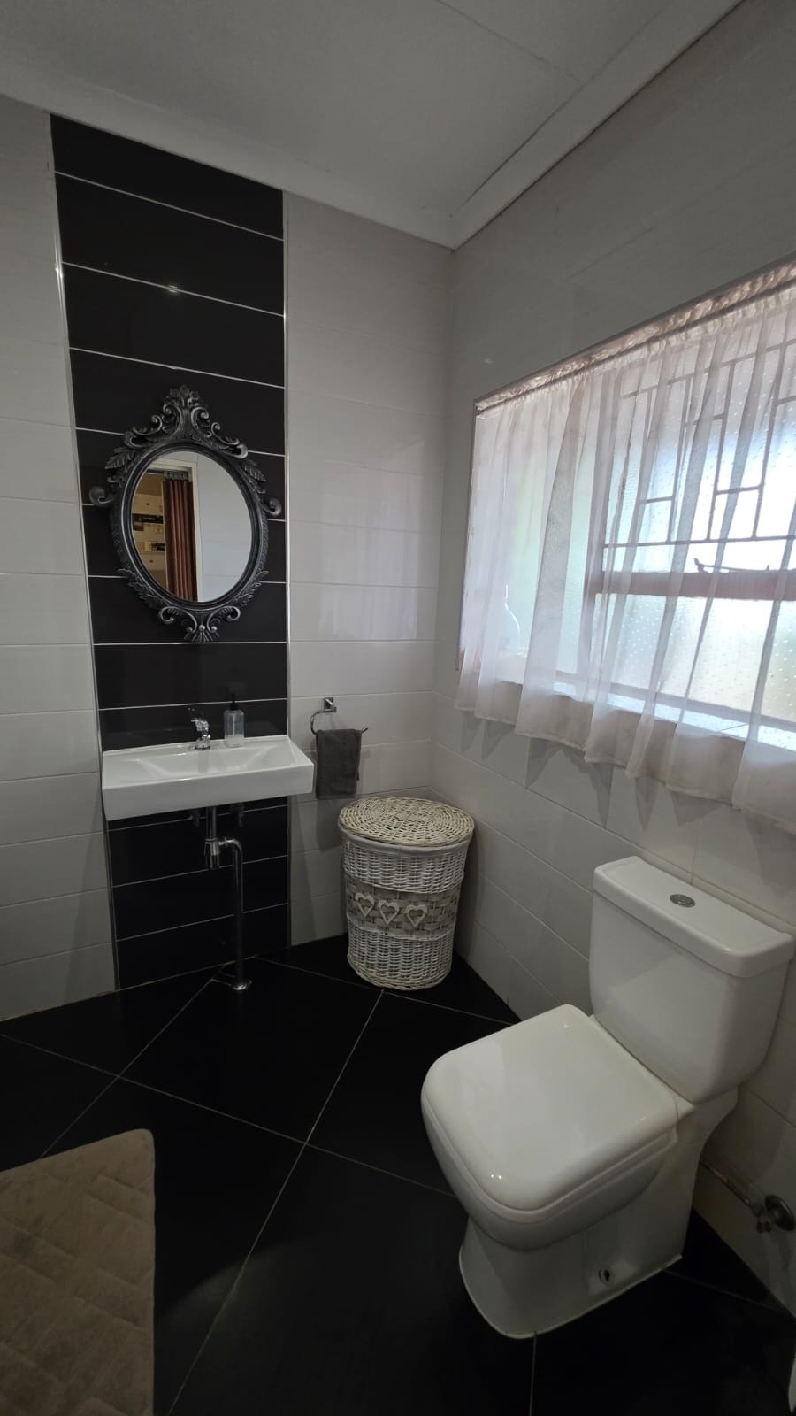 3 Bedroom Property for Sale in La Hoff North West